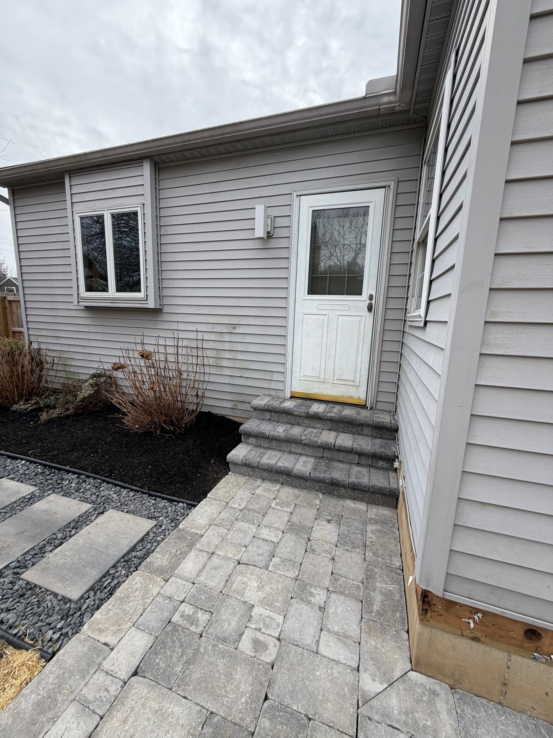 Gallery photos for Unilock Brussel Block Patio and Stepping Stone Walkway in Brighton: Image #2